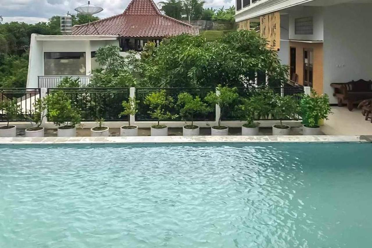 Malang Hill Syariah Redpartner Hotell Eksteriør bilde